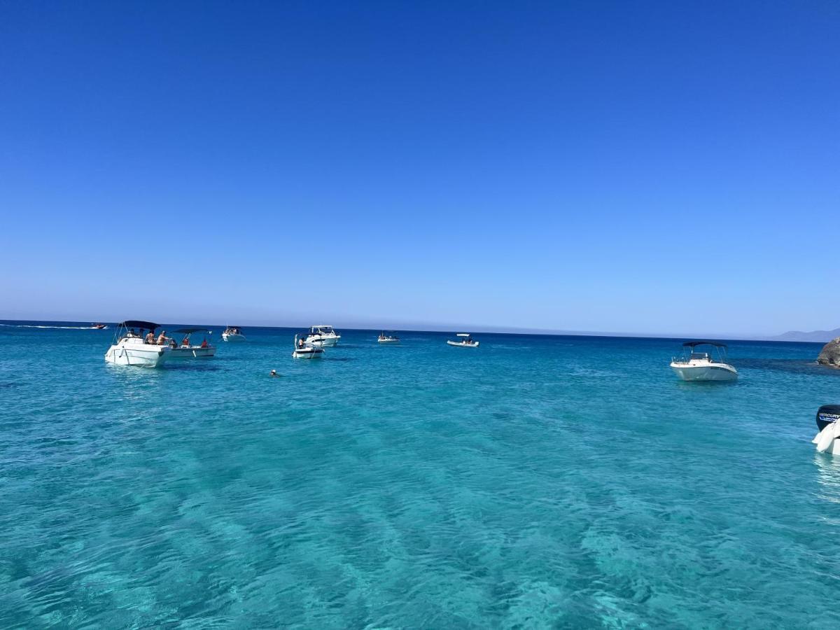 Royal Seacrest Crown-Jewel, 2B, Pools, Sea, Center Lejlighed Paphos Eksteriør billede